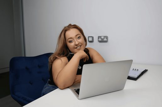 Olivia with laptop